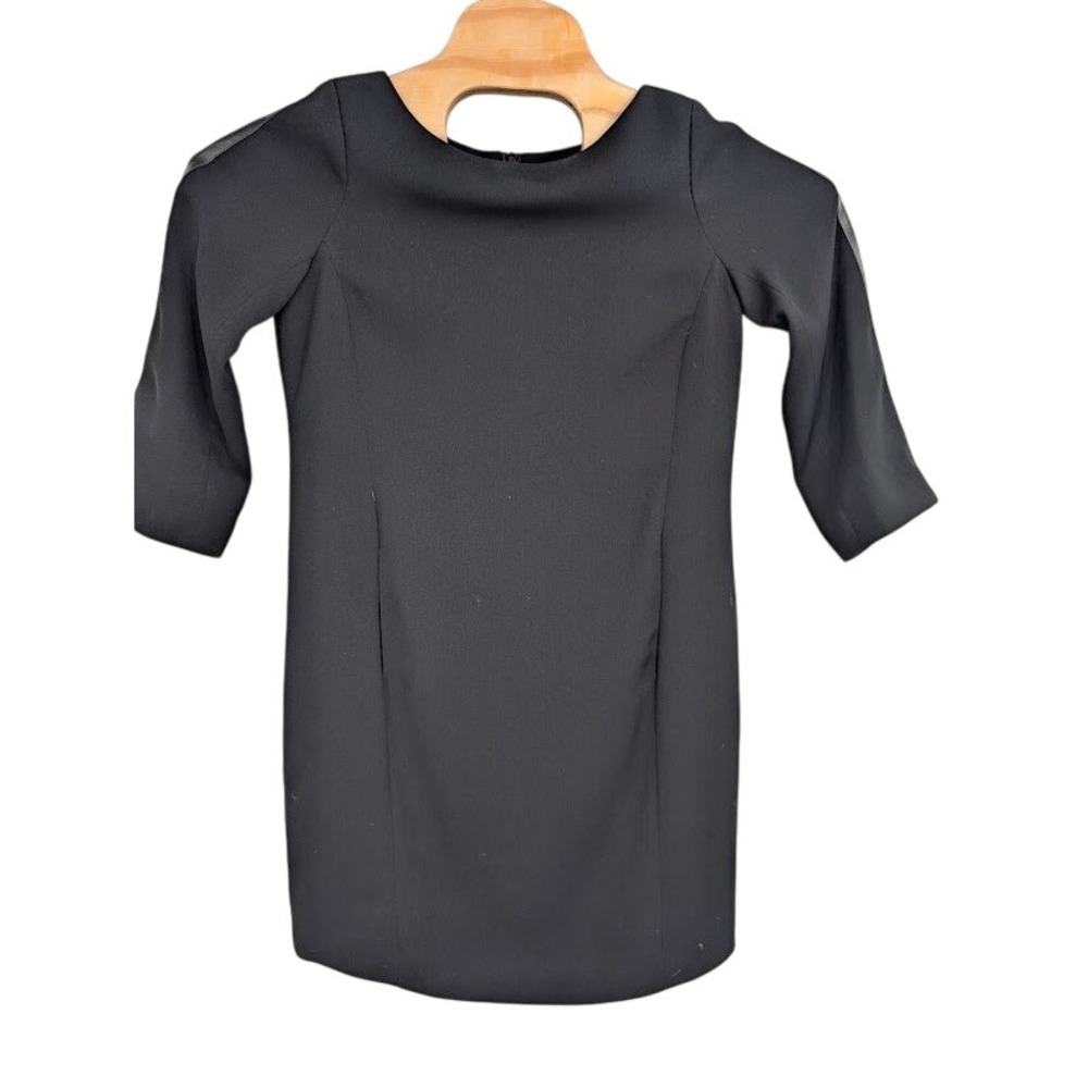 Vince Women's 3/4 Sleeve Crew neck Black Dress shoulder accents Cocktail sz 6